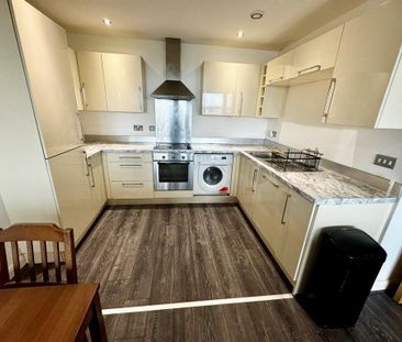2 bedroom apartment to rent - Photo 4