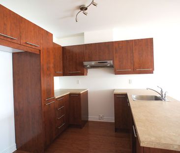 Condo for rent, Laval (Laval-des-Rapides) - Photo 4