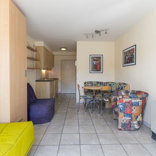 Nieuwpoort : gemeubelde studio aan de zonnekant met terras - Photo 1