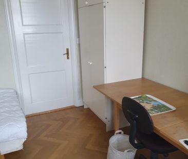Östermalmsgatan, Stockholm - Photo 3