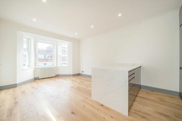 Langley Drive, Acton, W3 - Photo 1