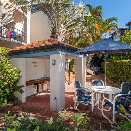 $550 per week - Photo 1