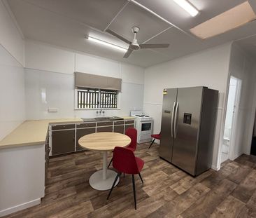 Characteristic Family Home! - Photo 4