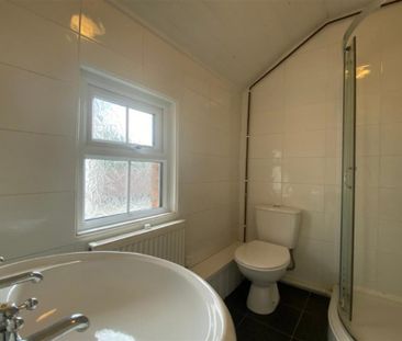 4 bedroom terraced house to rent - Photo 1
