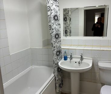 2 Bed Flat, Barwell Court, B9 - Photo 5
