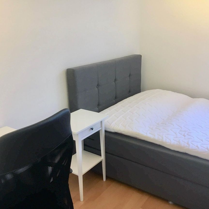 1 Zimmer, 11 m², 2. Stock - Photo 1