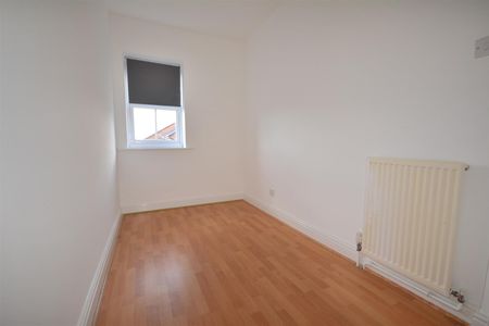 30 Astcote Close, Heanor, DE75 7TH - Photo 3