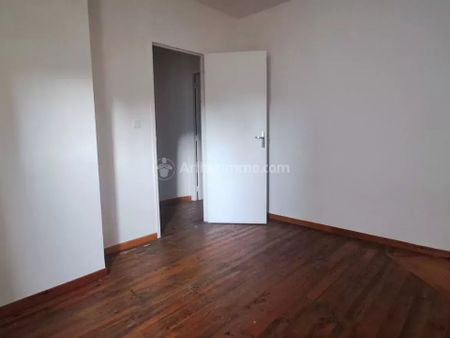 Location Duplex 3 pièces 50 m2 à Carmaux - Photo 3