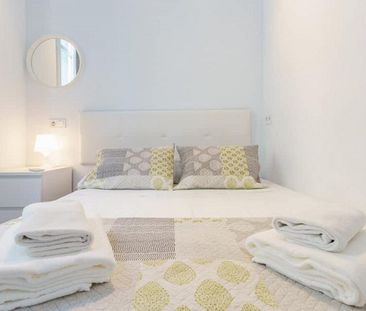 Calle Martínez Campos - Photo 3