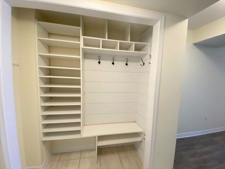 For Lease - 2710 Burkholder Drive, Pickering, Ontario - Photo 5