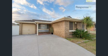 Comfortable Family Living in Claremont Meadows - Photo 5