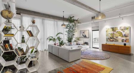 Brilliant location + NY feel - Photo 3