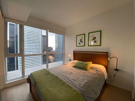 For Lease - 70 Temperance Street Unit# 3907, Toronto, Ontario - Photo 4