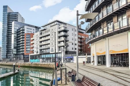 The Blake Building, Admirals Quay Ocean Way, Southampton - Photo 3