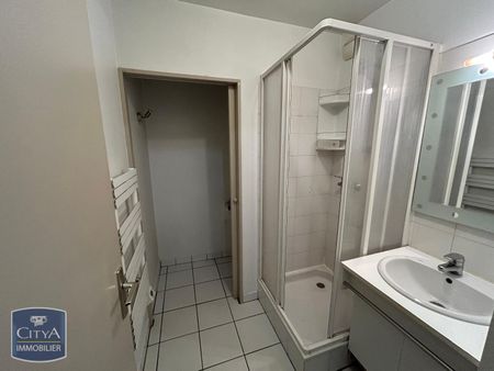 Location Appartement 2 pièces 34m² CLERMONT FERRAND 63000 - Photo 4