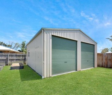 FAMILY HOME WITH POWERED DOUBLE BAY SHED - Photo 5