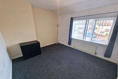 83 Farringdon Gardens, Belfast, BT14 7L - Photo 5