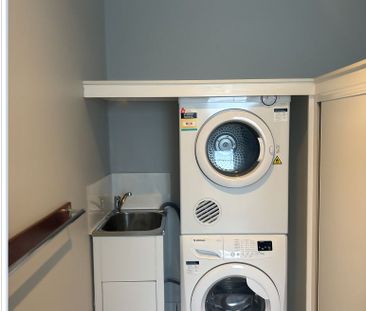 Spacious Studio - Photo 1