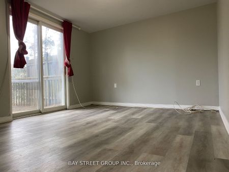 For Lease - 100 Oakdale Drive, Oakville, Ontario - Photo 2