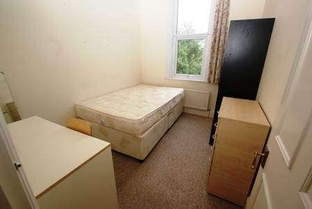 7 bedroom maisonette to rent - Photo 3