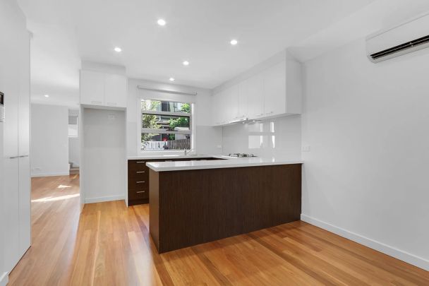 10 Lynott Street, St Kilda. - Photo 1