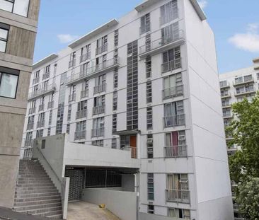 Central Auckland 2BR Furnished Gem - Photo 4