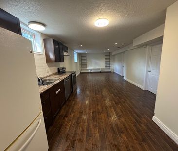 For Lease - 152 Goodwin Drive Unit# Basement, Guelph, Ontario - Photo 4