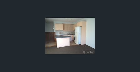 2 Bedroom Unit In Handy Location - Photo 5
