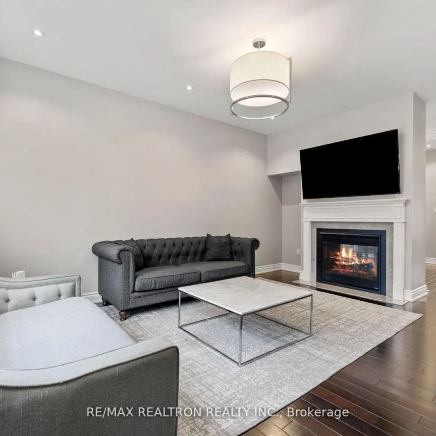 26 GARRARDVIEW STREET - Photo 1