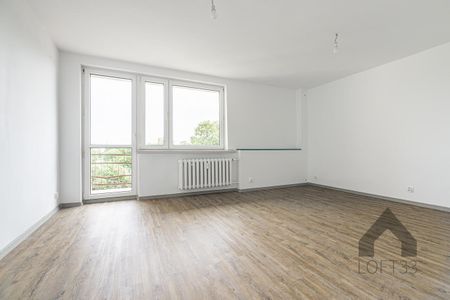 Trzypokojowe mieszkanie z balkonem na osiedlu Stałym w Jaworznie do wynajęcia | Spacer 3D - Фото 3