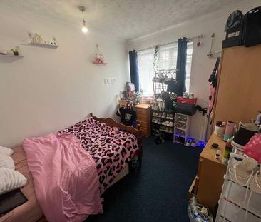 Milton Road, SO15 - Photo 5