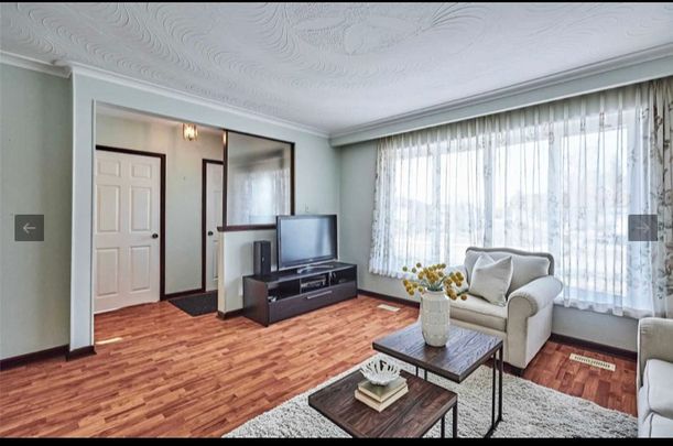 For Lease - 901 Crocus Crescent, Whitby, Ontario - Photo 1