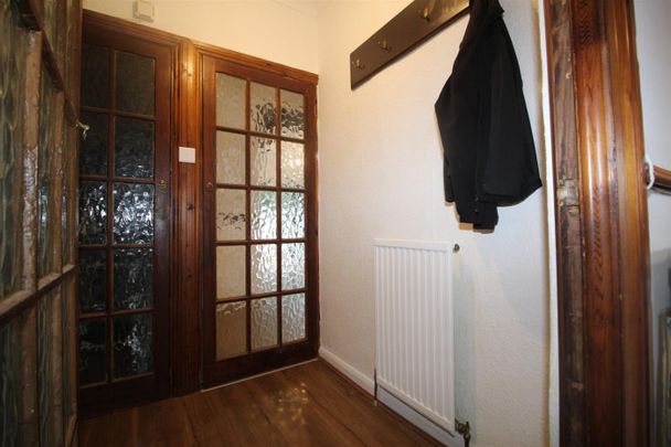 3 Bedroom House - Semi-Detached To Let - Photo 1