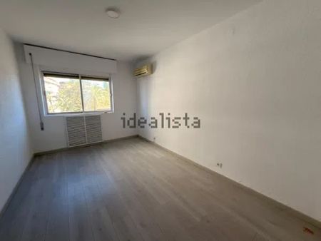 Alquiler de piso en Plaza del Punto - Photo 3