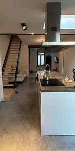 Recent gerenoveerde woning met extra kamer. - Photo 4