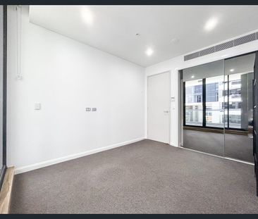 547/63 Church Avenue, Mascot, NSW 2020 - Photo 4