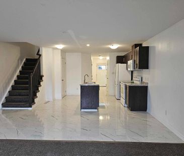 For Lease - 209 Woodmeadow Court, Kitchener, Ontario - Photo 1