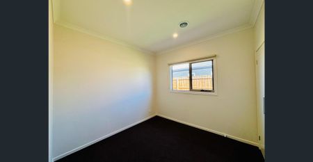 Beautiful Home In Quiet Location!! - Photo 3