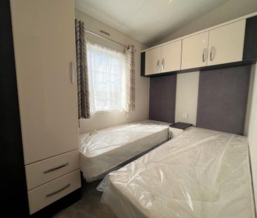 2 bedroom park home to rent - Photo 3