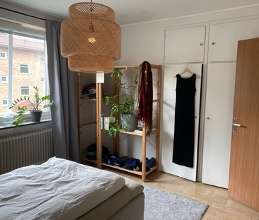 Gullmarsvägen, Årsta - Photo 2