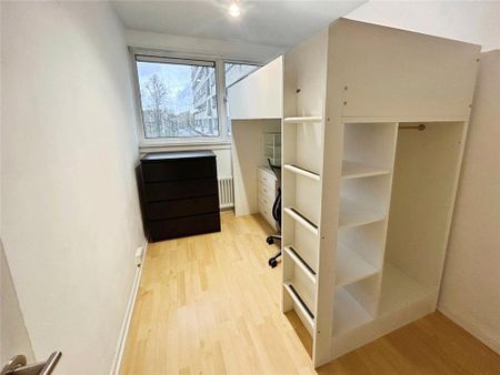 3 bedroom apartment to rent - Photo 4