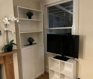 Springfield Road, Guildford, Surrey, GU1 - Photo 3