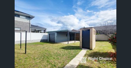 Beach Lifestyle - Photo 2