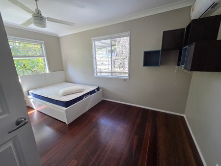 Holland Park West - Photo 4