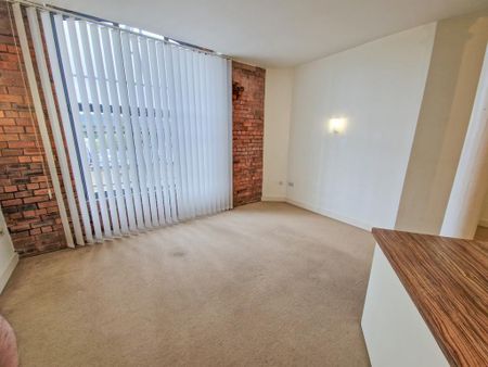 3 bedroom flat to rent - Photo 2