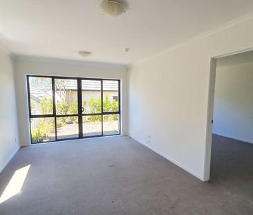 Modern 3 bedroom house in gated community - Photo 2