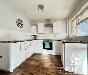 Hill Road, Benfleet, SS7 - Photo 3