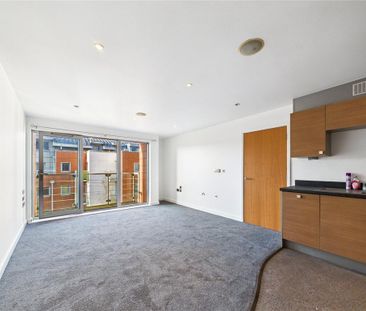 2 bedroom apartment to rent - Photo 3