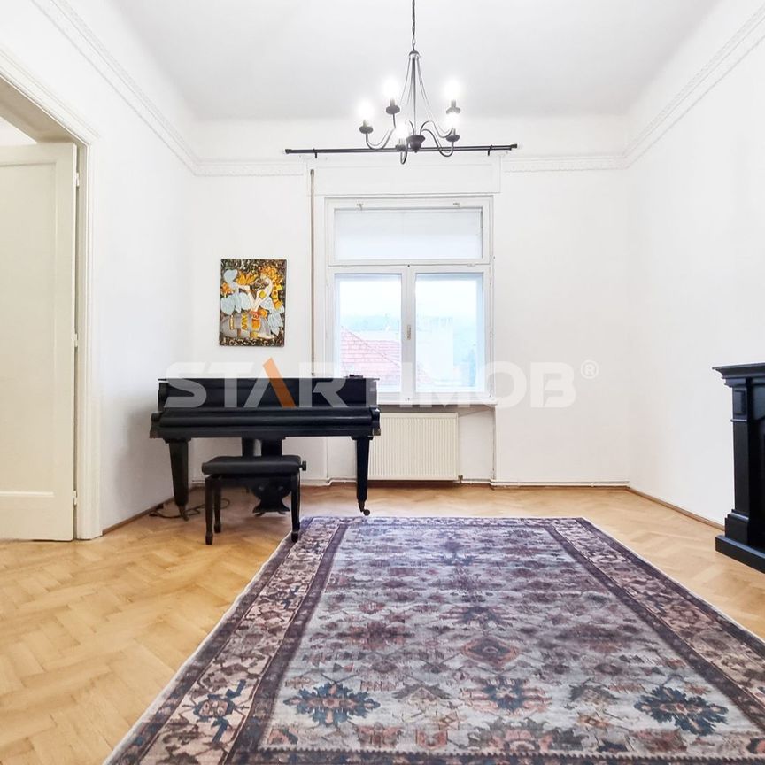Apartament in vila Ultracentral Brasov - Photo 1