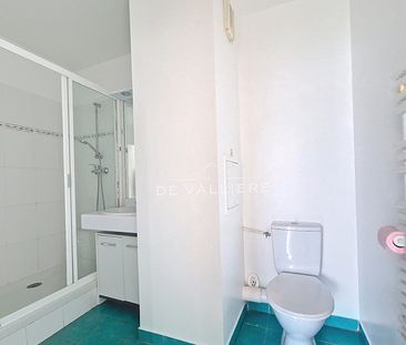 Location Appartement 2 pièces 47m² NANTERRE 92000 - Photo 5